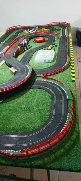 Scalextric completo.
