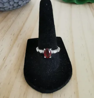 Anillo Rubí Natural, tamaño ajustable.