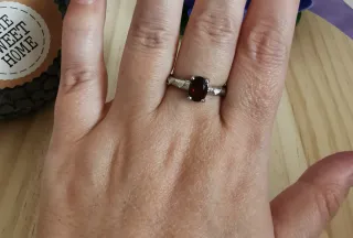 Anillo Rubí Natural, tamaño ajustable.