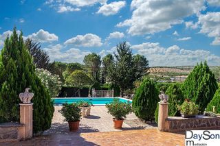 Chalet en venta en Alcalá la Real