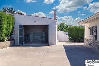 Chalet en venta en Alcalá la Real