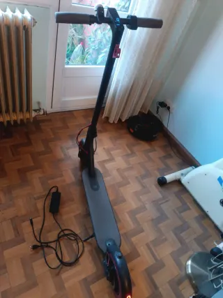 Patinete Eléctrico Xiaomi M365