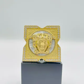 Anillo Medusa Nacar Cuadrado 18K