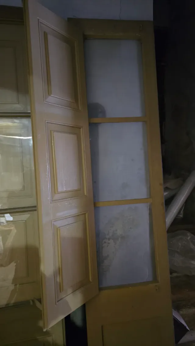 Puertas altas con contraventanas