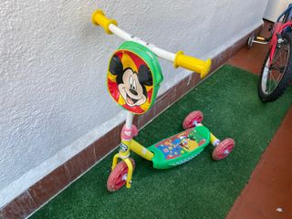 Patinete Mickey Mouse Nuevo