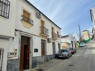 Piso en venta en Iznájar