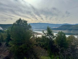 Piso en venta en Iznájar