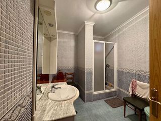 Piso en venta en Iznájar