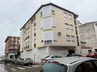 Garaje en venta en Coria