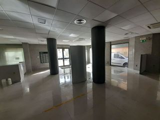 Local comercial en venta en Úbeda