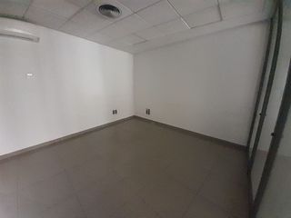 Local comercial en venta en Úbeda
