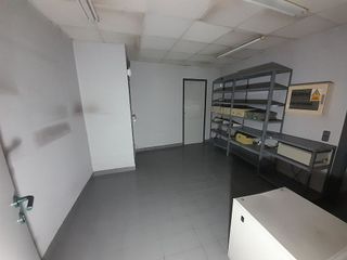 Local comercial en venta en Úbeda
