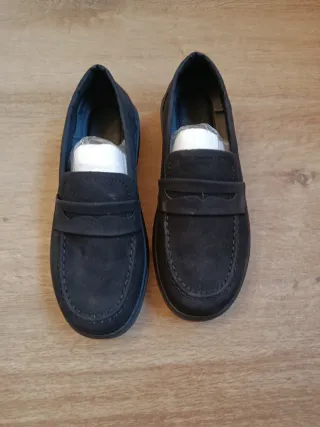 Zapatos negros mocasines