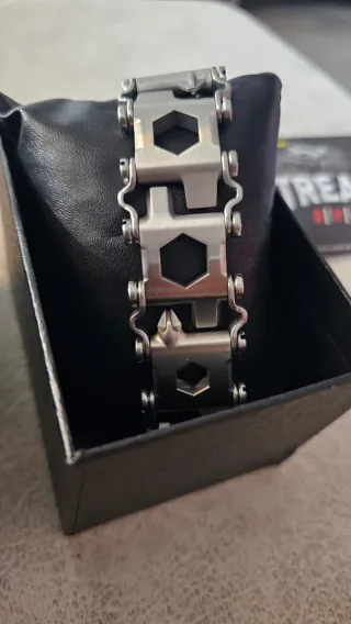 Pulsera Leatherman Tread