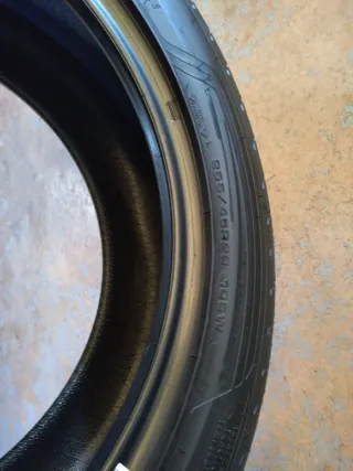 Neumáticos Goodyear 225/45 R20 105W