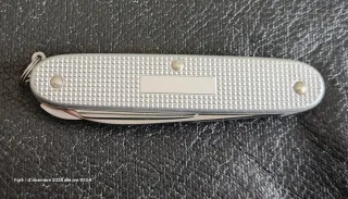 Coltellino Victorinox Farmer Alox