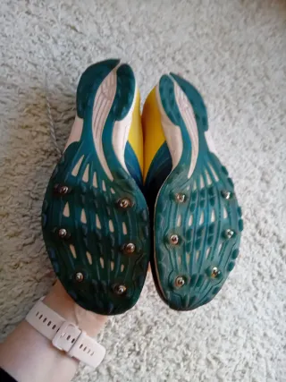 Zapatillas ADIDAS de atletismo 41,5 azules y amari