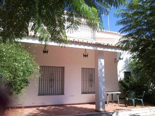 Chalet en venta en Zona Urbanizaciones en Alzira