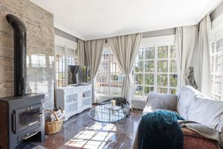 Chalet en venta en Zubia (La)