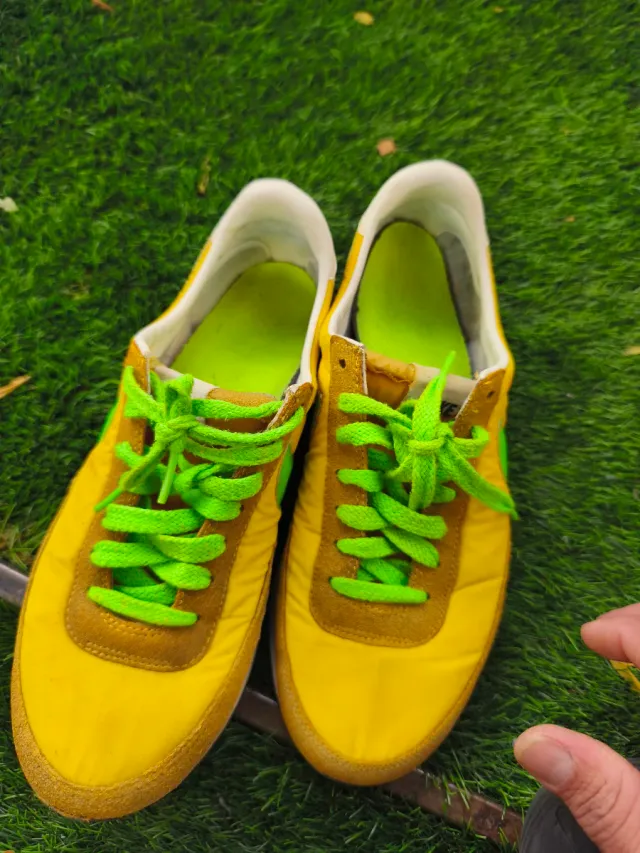 Zapatillas Nike Amarillas y Verdes