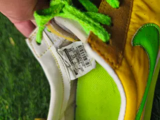 Zapatillas Nike Amarillas y Verdes