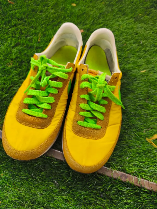 Zapatillas Nike Amarillas y Verdes