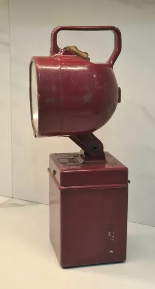 Lampada Ferroviaria portatile Vintage Bordeaux Mad