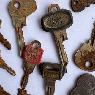 Set di chiavi antiche