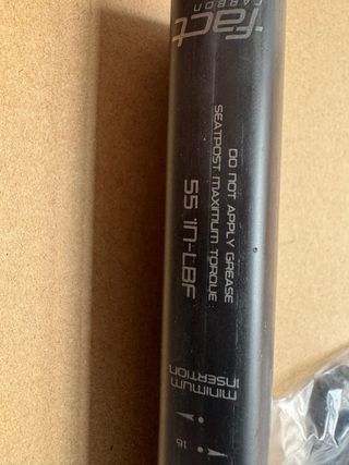 Tija Specialized Tarmac SL7 con retroceso