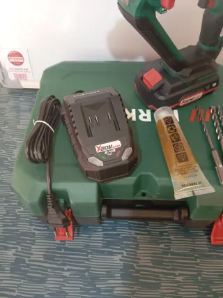 Martillo Taladro Percutor Parkside 20V completo