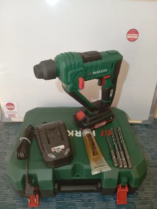 Martillo Taladro Percutor Parkside 20V completo