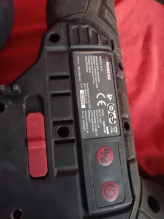 Sierra de calar a batería.Incluyo cargador+bateria