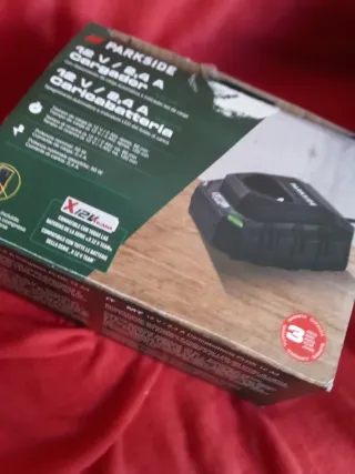 Sierra de calar a batería.Incluyo cargador+bateria