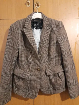 Americana Zara Basic Talla M