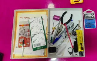 Lote de Anzuelos de Pesca