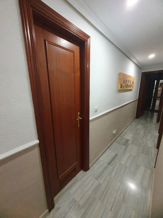Puertas de madera interiores