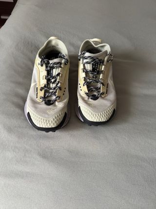 Zapatillas Nike Trail Running Beige/Morado