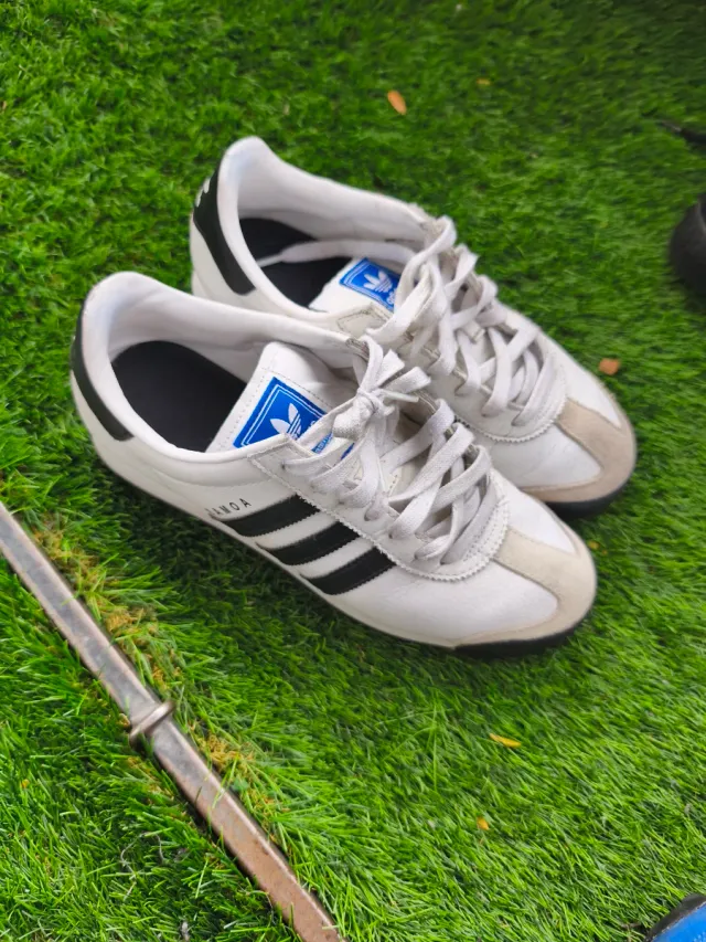 Adidas Samoa talla 42 unisex estan en perfectas