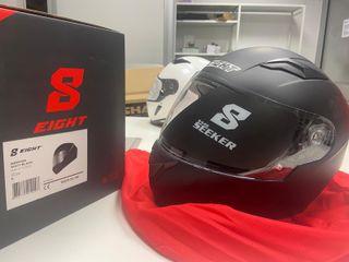 Casco Integral EIGHT SEEKER Matt Black Talla L