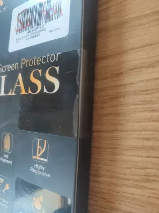 Protector Nintendo switch tres piezas.