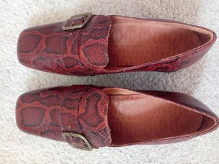 Zapatos Mocasines Chie Mihara Talla 38 con hebilla