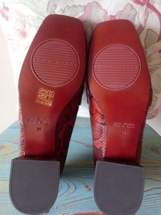 Zapatos Mocasines Chie Mihara Talla 38 con hebilla