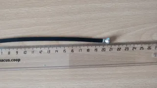 Pulsera de cuero negro fina