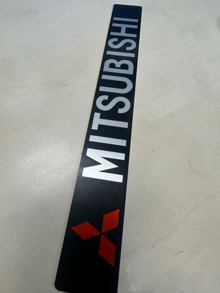 Insignia Trasera Mitsubishi Pajero Montero MK1