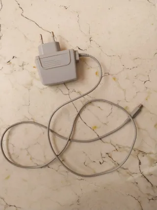 Nintendo 2DS Blanca y Roja