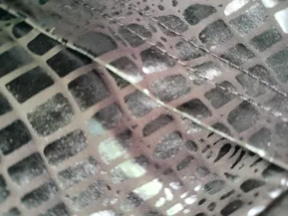 Pantalón corto falda efecto piel