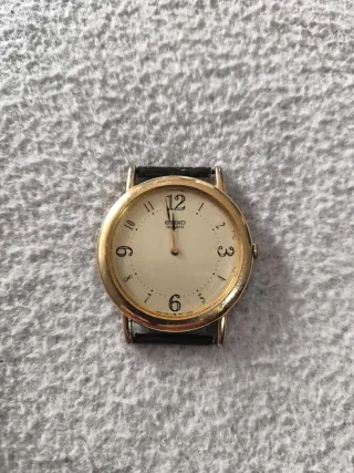 Reloj Seiko Dorado y Negro