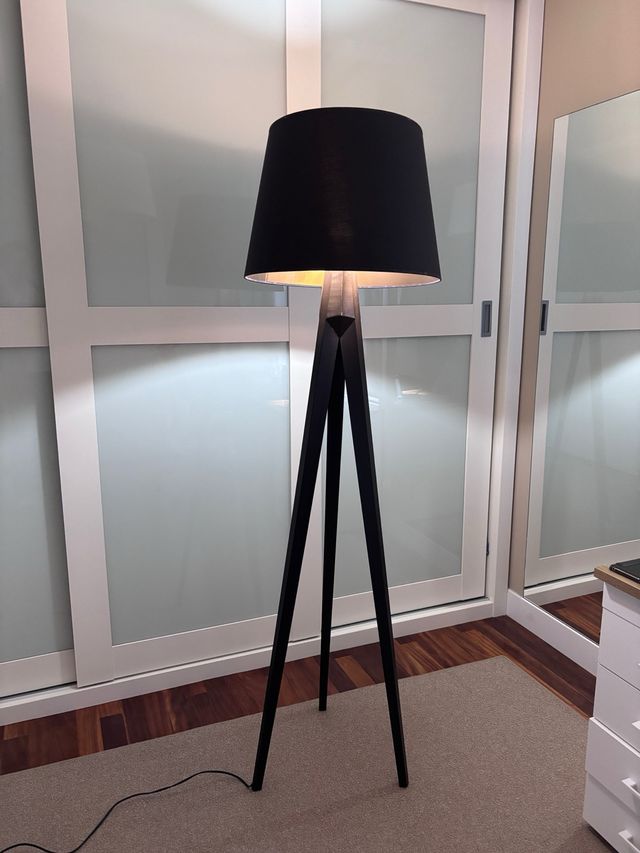 Lámpara de pie de diseño