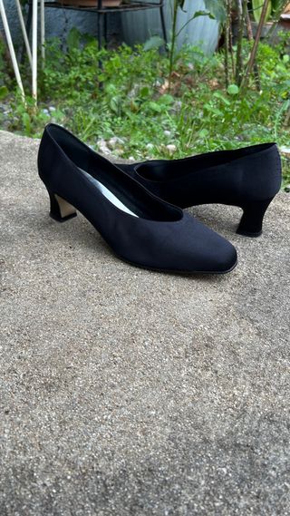 Zapatos de tacón negros