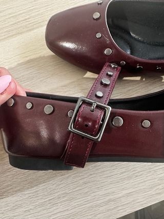 Bailarinas color granate